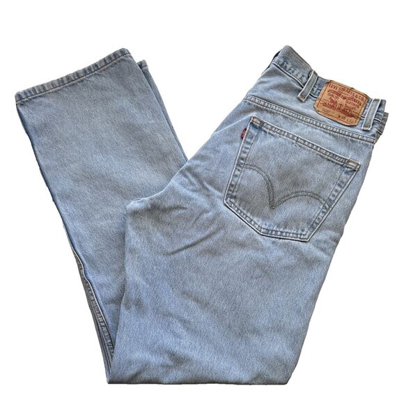Levi's 505 Jeans Men's 38 x 32 Red Tag Straight‎ Leg Light Wash - Picture 1 of 16